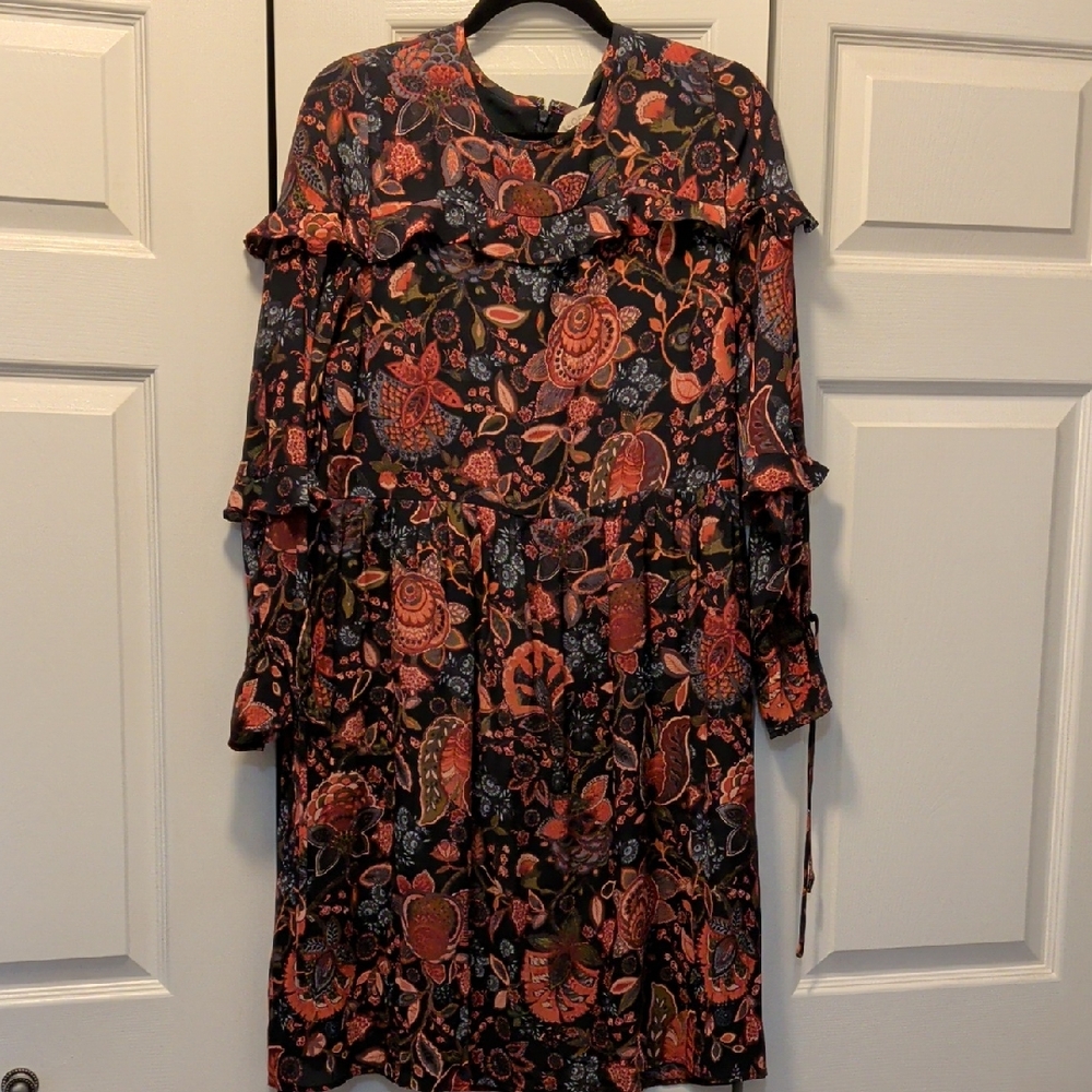 LOFT Ruffled Paisley Dress
